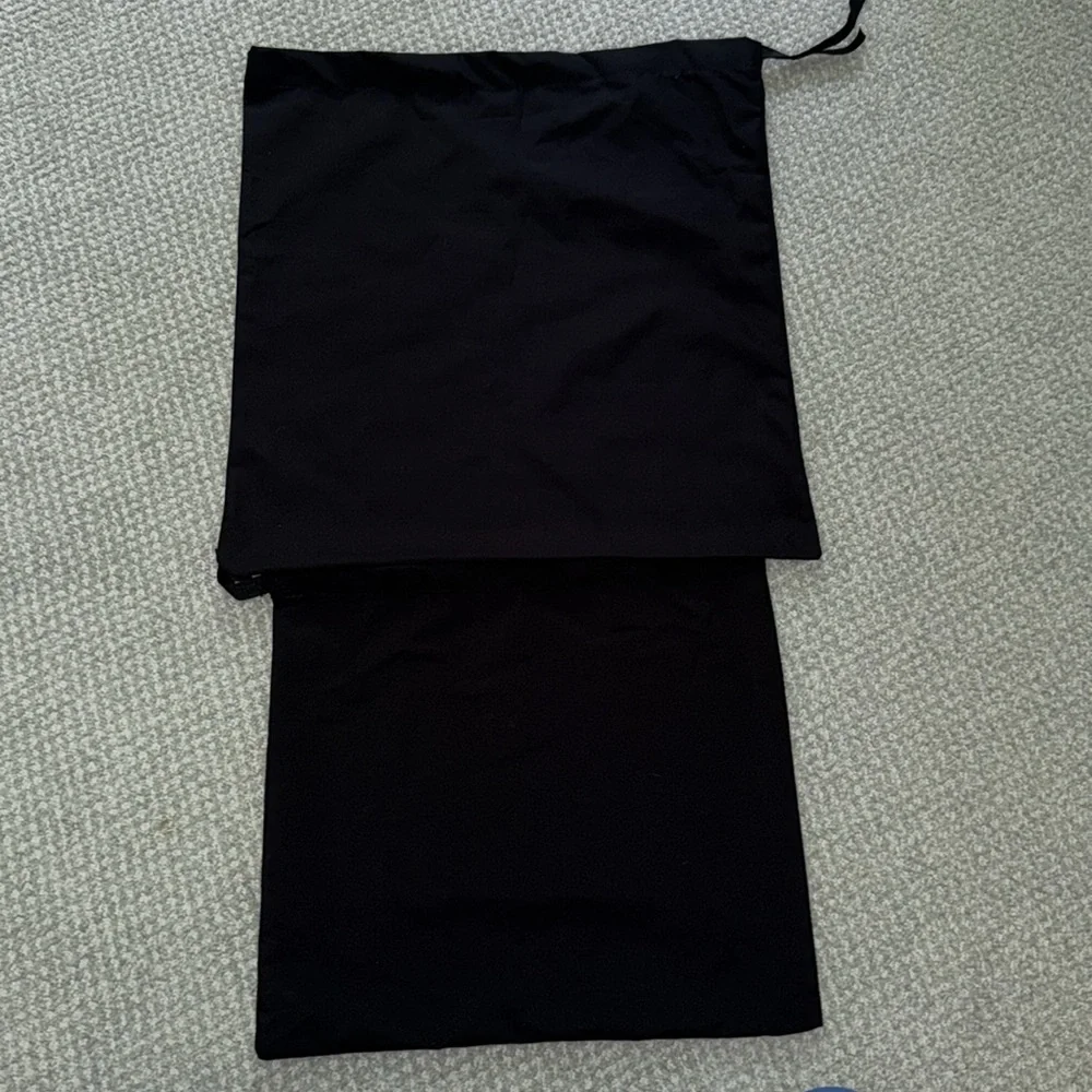 🖤2 Chanel🖤 Black Dust bags. Pristine. - Picture 2 of 2